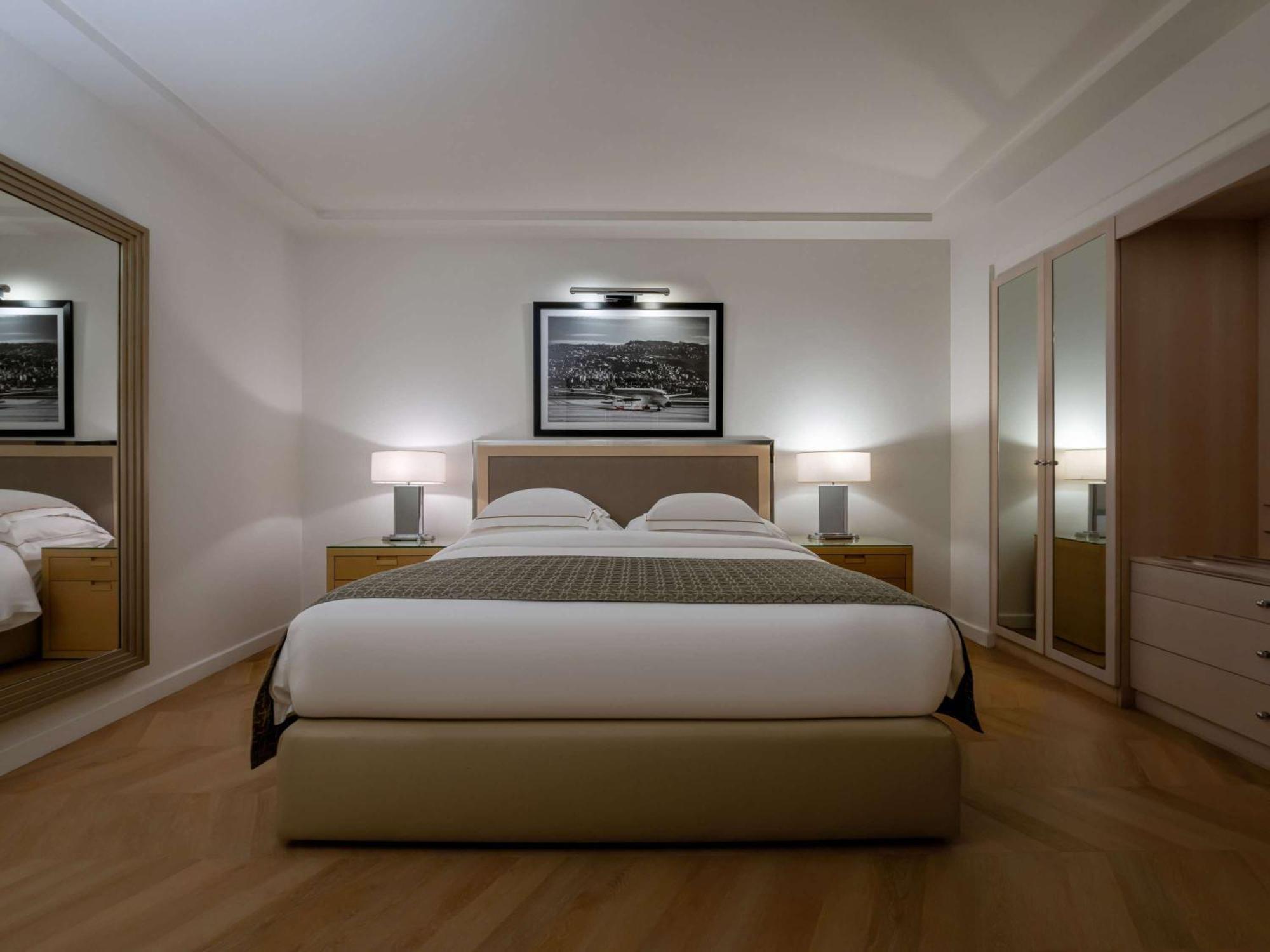 Moevenpick Hotel Бейрут Екстериор снимка